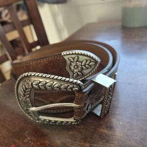 Ariat Tan Leather Belt with Silver Accents